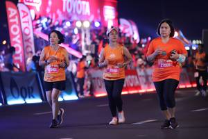 BIB: 26461, 26481, 27009
                            <button type="button" onclick="openModal(20716684)" class="btn btn-primary btn-sm float-right btn-popup" data-toggle="modal" data-target=".modal-high-quality">
                        <i class="fas fa-shopping-cart"></i> Add to Cart
                    </button>
                                            <button type="button" onclick="isThisMe(20716684, true)" class="btn btn-success btn-sm float-right btn-popup btn-isme hidden" data-toggle="tooltip" data-placement="bottom" title="นี่คือรูปของคุณใช่ไหม คลิกที่นี่เพื่อเอาเข้าอัลบั้ม">
                        <i class="fas fa-plus"></i> Add to album
                    </button>
                    <button type="button" onclick="isThisMe(20716684, false)" class="btn btn-warning btn-sm float-right btn-popup btn-isnotme hidden">
                        <i class="fas fa-ban"></i> Remove from album
                    </button>